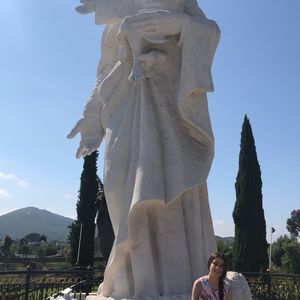 Meet your Posher, Suha